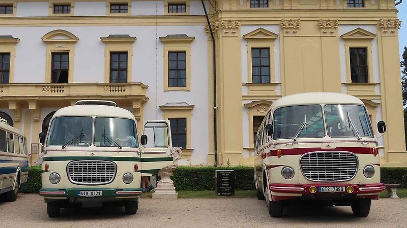 Další ročník již tradiční akce Veterán Bus Kříž přitahoval pozornost návštěvníků.