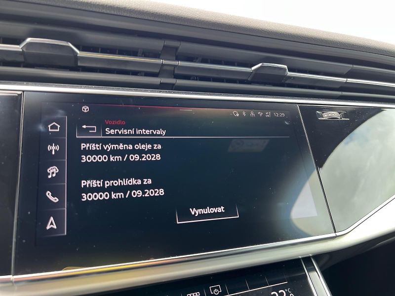 Audi Q7 (2025) S-LINE 50TDI 7MÍST TAŽNÝ DPH  - fotka 22 z 32