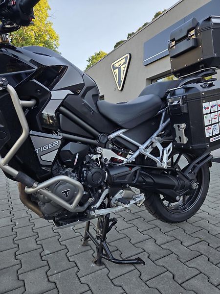 Triumph Tiger 1200 GT (2022) Explorer SLEVA 259 000,- - fotka 11 z 14