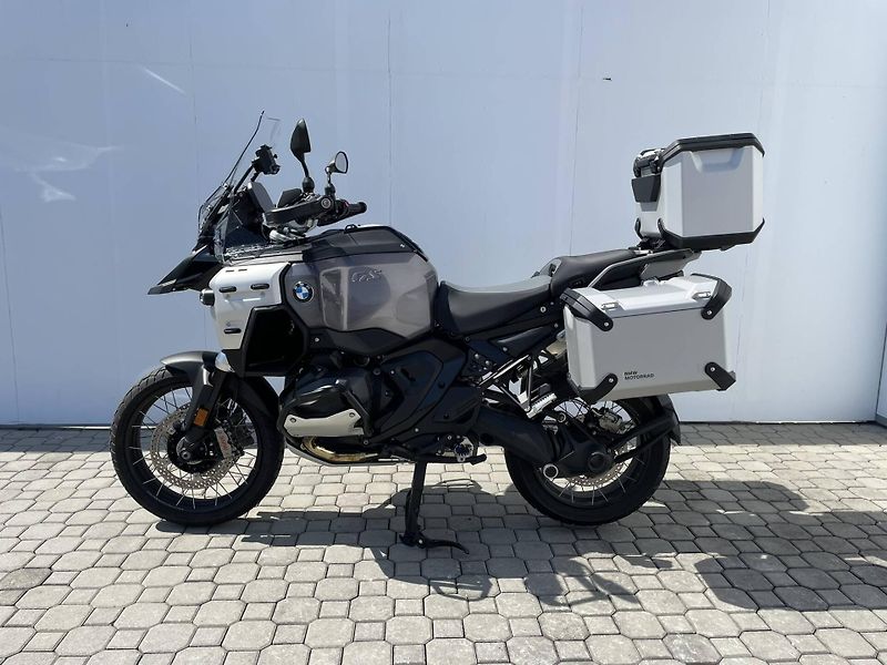 BMW (2026) R 1300 GS Adventure - fotka 8 z 15