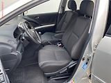 Toyota Corolla Verso (2008) 2.2 D-4D, AC, TZ, park.asist - náhled 9