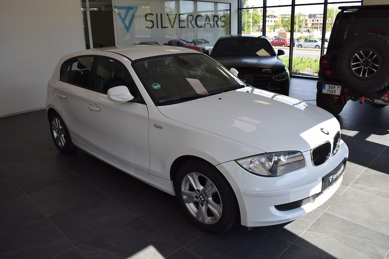 BMW Řada 1 (2010) 116d 1.maj koupeno CZ Invelt - fotka 8 z 35