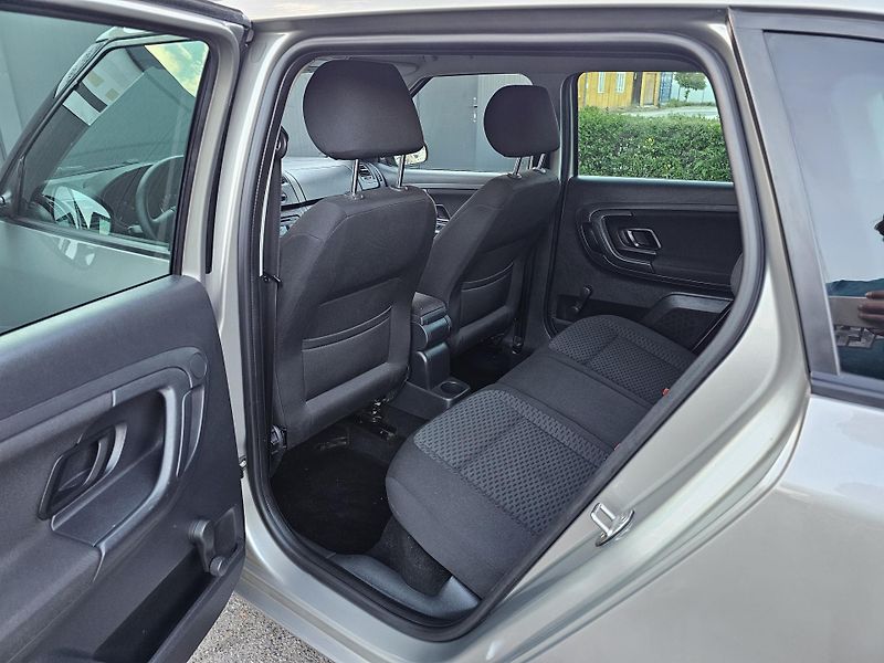 Škoda Fabia 1.2 TSI 63kW,KLIMA,TEMPOMAT - fotka 32 z 50