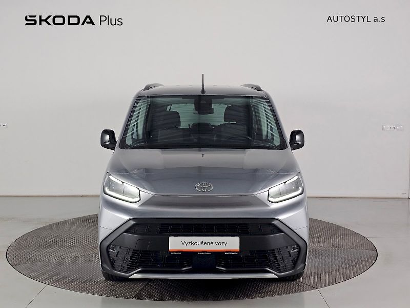 Toyota ProAce City Verso (2025) L2 1.2T 110k FAMILY 7S LONG - fotka 4 z 20
