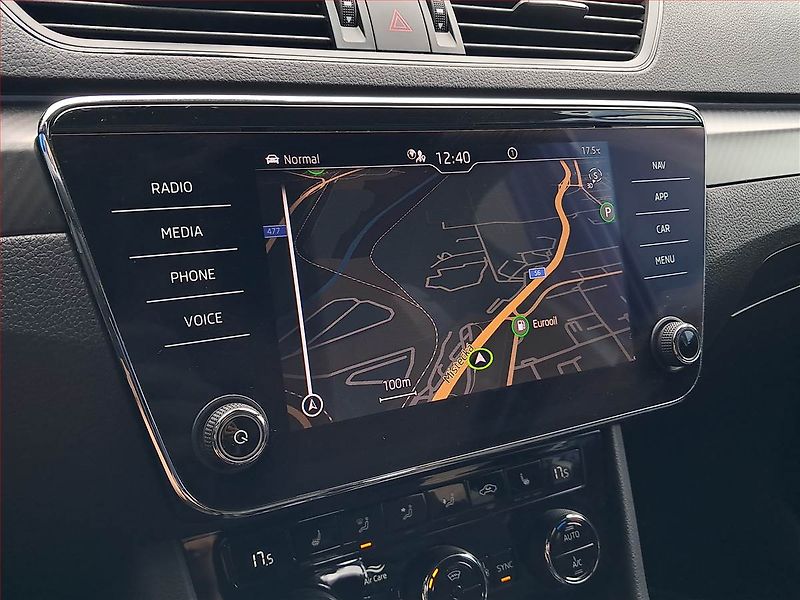 Škoda Superb (2021) Sportline 2.0 TDI - fotka 22 z 23