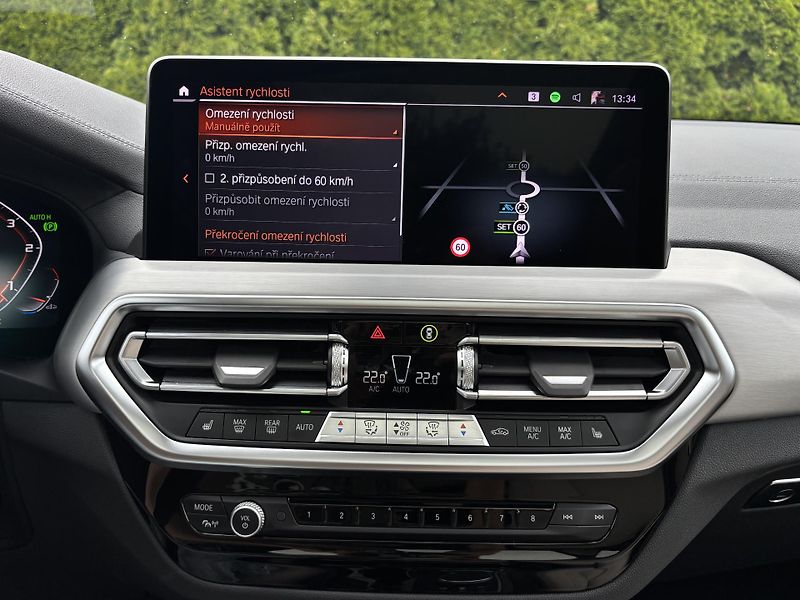 BMW X3 (2023) M40d xDrive HUD tažné PANO DPH - fotka 28 z 38