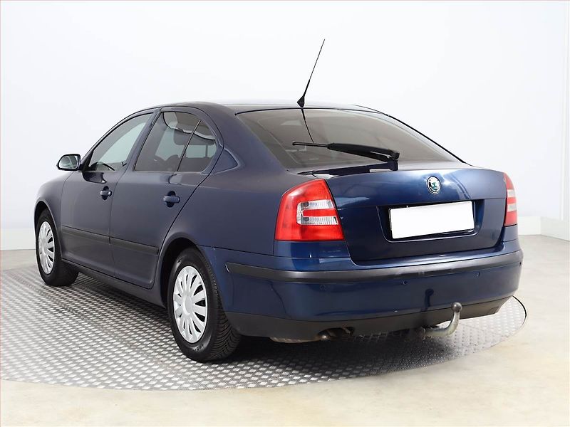 Škoda Octavia (2007) Elegance 1.9 TDI, nová STK - fotka 4 z 13