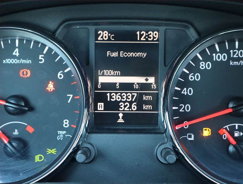 Nissan Qashqai (2014) 1.6, Serv.kniha, Tempomat - fotka 11 z 15
