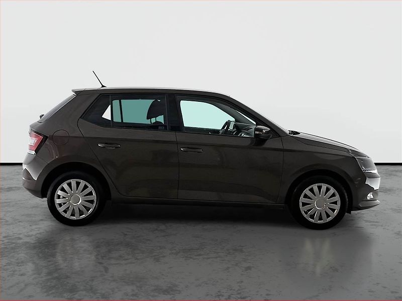 Škoda Fabia (2015) Style 1.2 TSI, Tempomat - fotka 6 z 14