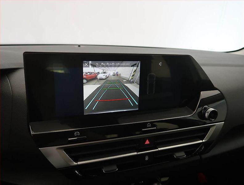 Citroën ë-C4 (2022) Feel 50 kWh, SoH 94% - fotka 19 z 25