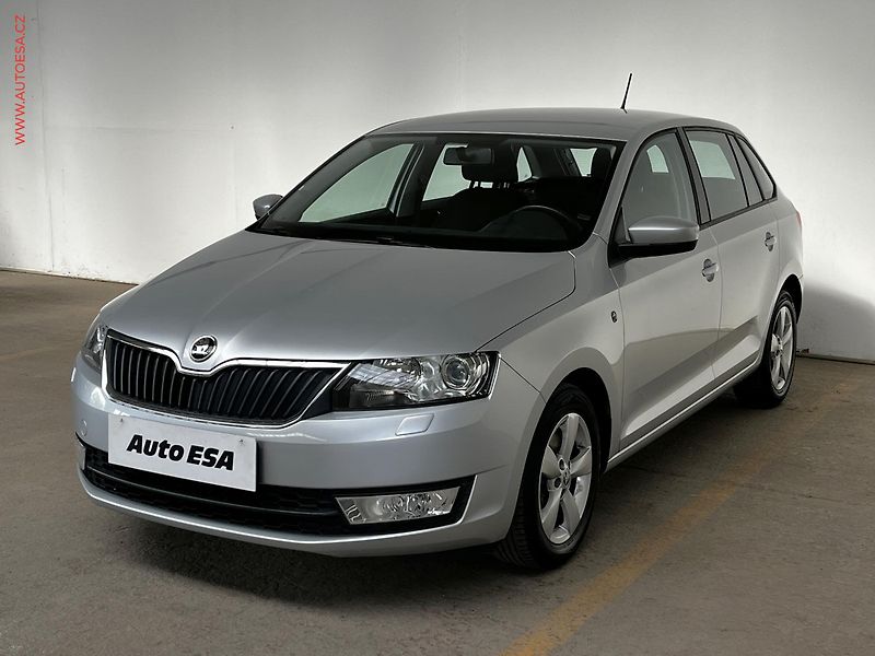 Škoda Rapid (2015) 1.6 TDi, Ambition, DSG, xenon - fotka 3 z 16