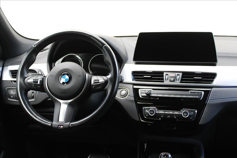 BMW X2 20d xDrive/M-Paket/TOP/CZ - fotka 18 z 40