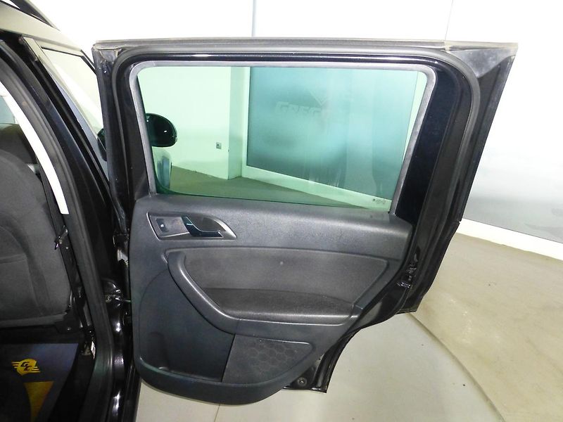 Škoda Yeti (2010) 1,2TSI-77KW*DIGI*PARK S*VYHŘ.S - fotka 21 z 26