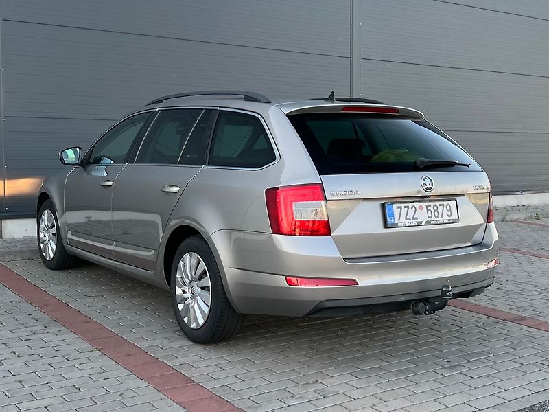 Škoda Octavia 1,6 TDi 81kW STYLE-KAMERA.P - fotka 6 z 42