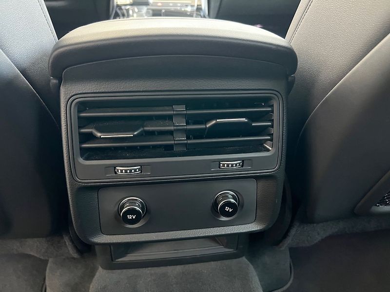 Audi Q7 S-line  45TDI 170kW - fotka 16 z 22
