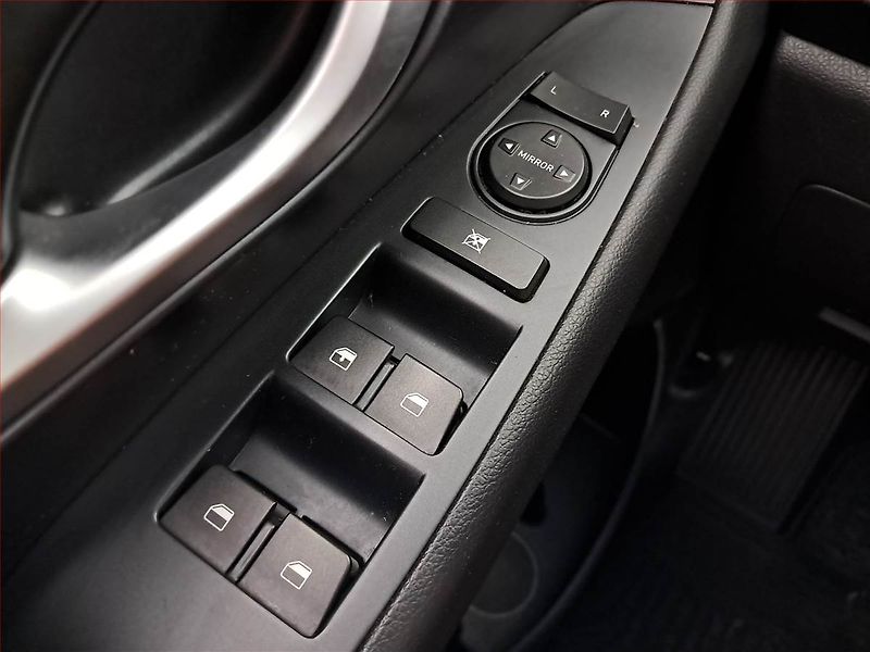 Hyundai i30 (2019) 1.4 T-GDI, Serv.kniha - fotka 20 z 20