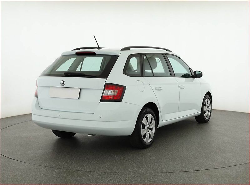 Škoda Fabia (2018) 1.0 TSI, Tempomat - fotka 5 z 16