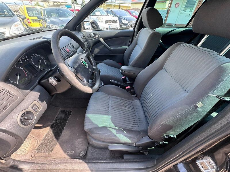 Škoda Octavia (2006) 1,6 MPI 75 KW GO MOTORU - fotka 20 z 47
