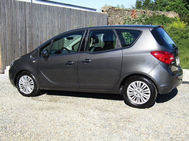 Opel Meriva (2011) 1.4 T 88kW - fotka 10 z 45
