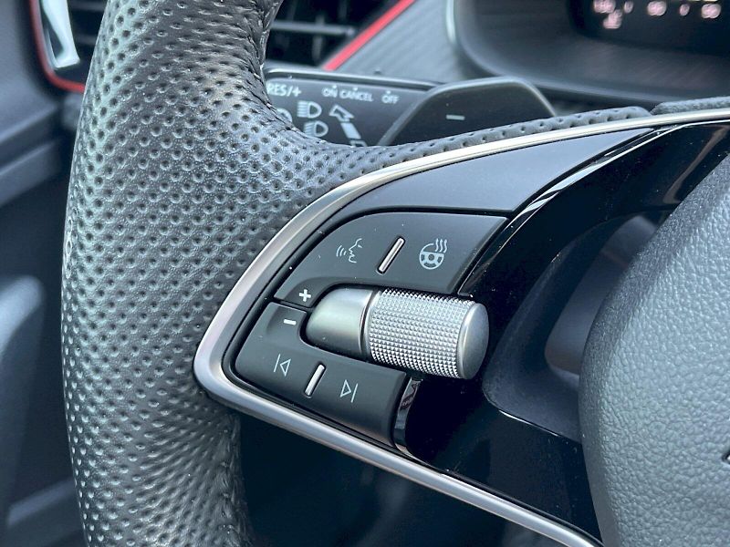 Škoda Kamiq (2025) 1.0 TSI 85 kW DSG Monte Carlo - fotka 8 z 31