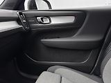 Volvo XC40 B4 DARK PLUS CZ 1.maj - náhled 30