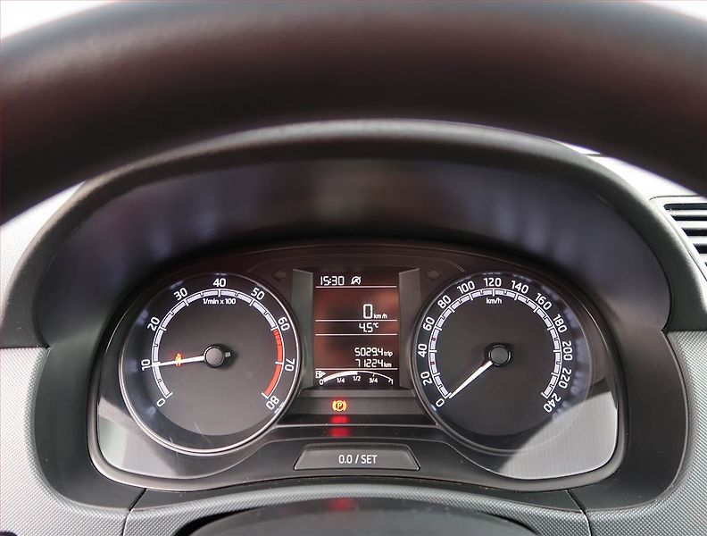 Škoda Fabia (2019) 1.0, Serv.kniha - fotka 11 z 15