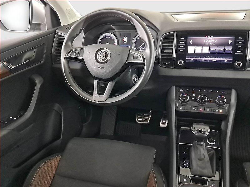 Škoda Karoq (2020) Scout 2.0 TDI - fotka 7 z 25