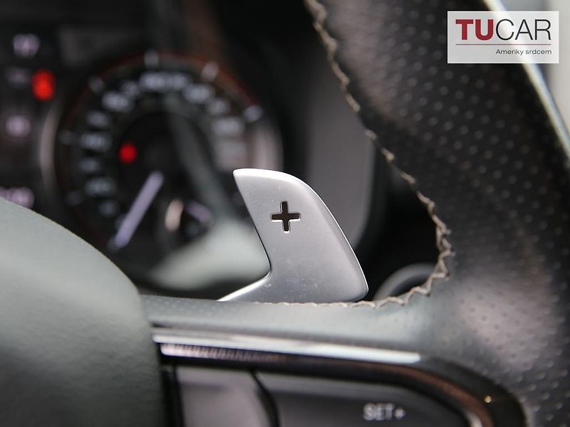 Dodge RAM (2021) TRX 6.2 V8 - fotka 26 z 48