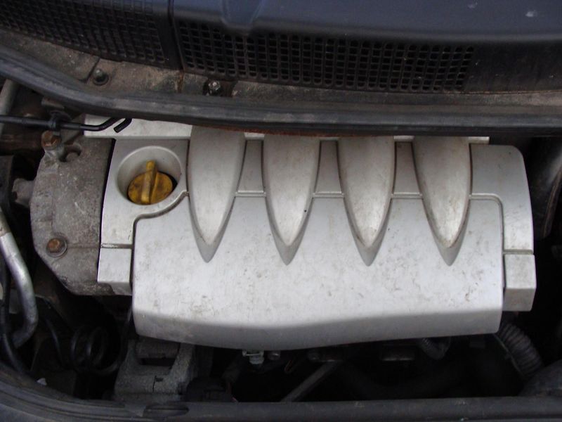 Renault Scénic 1.6i, klima, nová STK !! - fotka 24 z 33