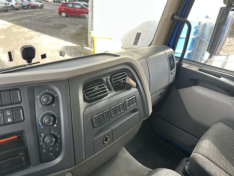 DAF LF (2014) 45.220 - SHRNOVAČKA - VRATA E6 - fotka 33 z 35