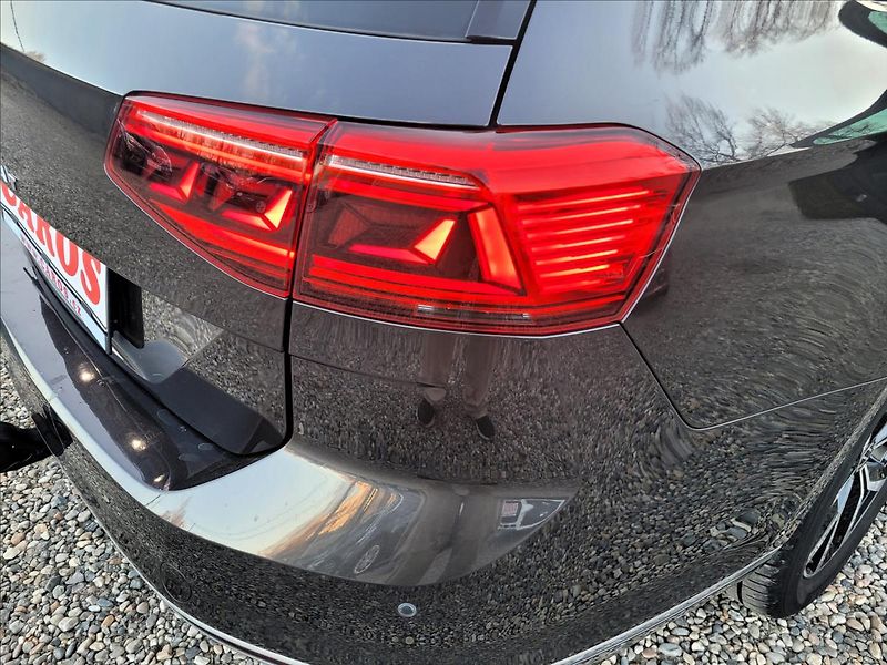 Volkswagen Passat 2,0 zálohováno - fotka 44 z 48