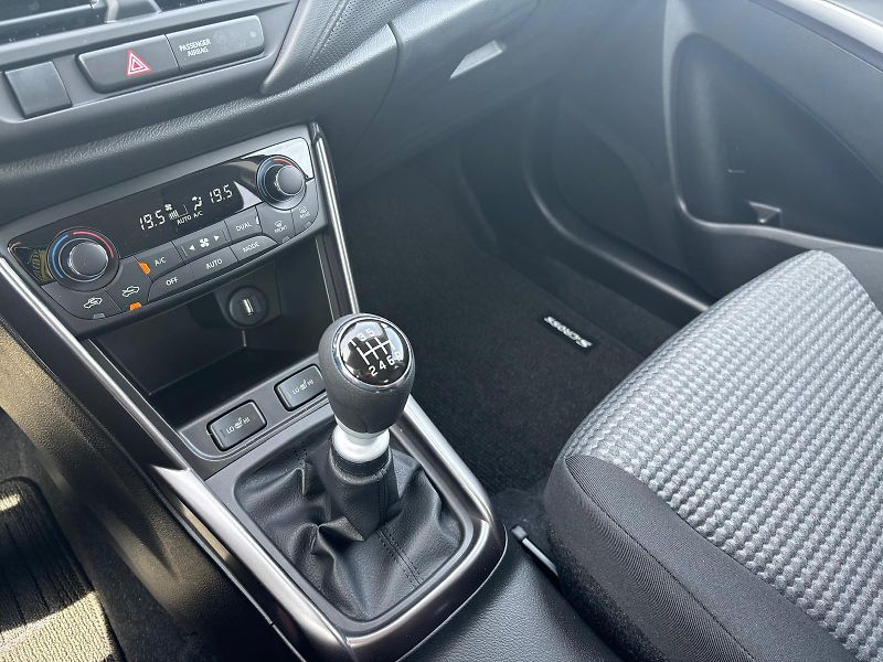 Suzuki S-Cross 1,4 BoosterJet Premium - fotka 20 z 26