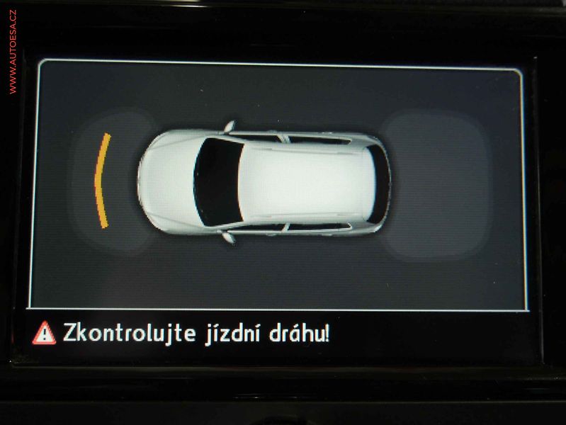 Volkswagen Tiguan (2010) 2.0 TDi 4x4, Sport&Style, TZ - fotka 18 z 18