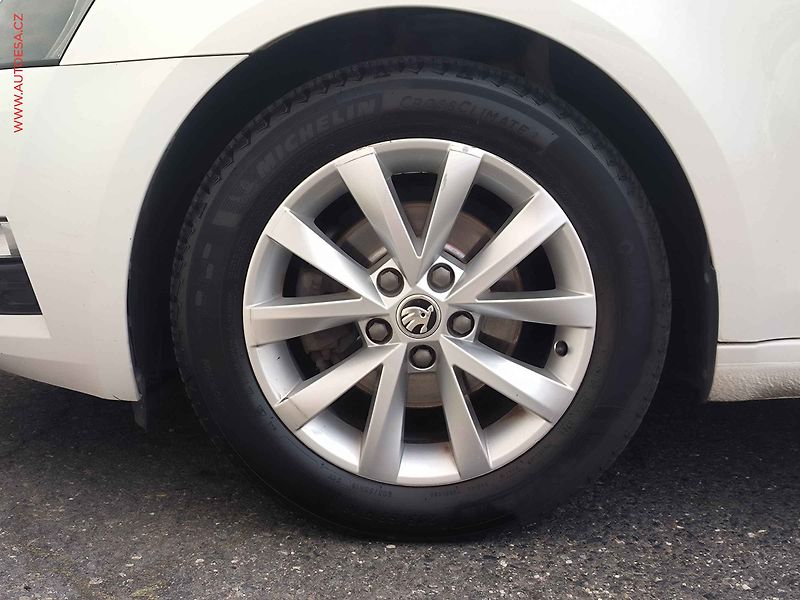 Škoda Octavia (2019) 1.6 TDi, Ambition, DSG - fotka 22 z 23