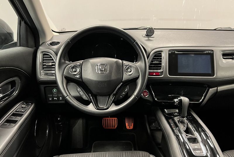 Honda HR-V 1.5 i-VTEC AT EXECUTIVE - fotka 5 z 17