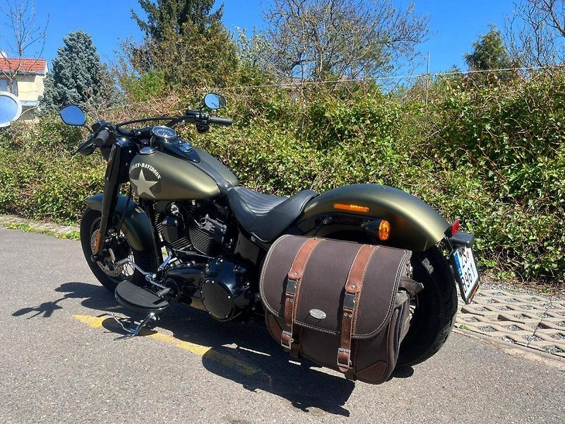 Harley-Davidson FLSS Softail Slim S (2016) - fotka 5 z 13