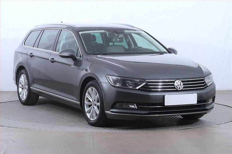 Volkswagen Passat (2015) 2.0 TDI, Automat, Kůže, Navi - fotografie inzerátu