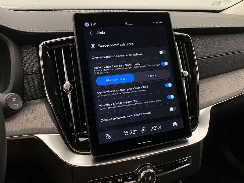 Volvo XC90 (2026) B5 AWD AUT BRIGHT ULTRA 7míst - fotka 51 z 71