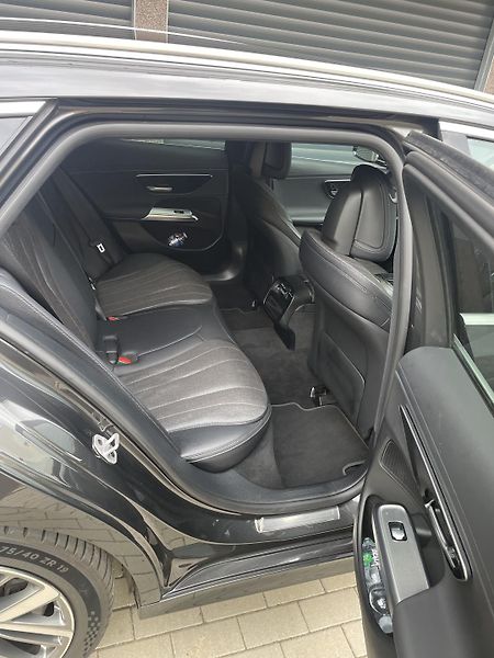Mercedes-Benz Třídy E (2023) E300e model 2024 DPH - fotka 5 z 12
