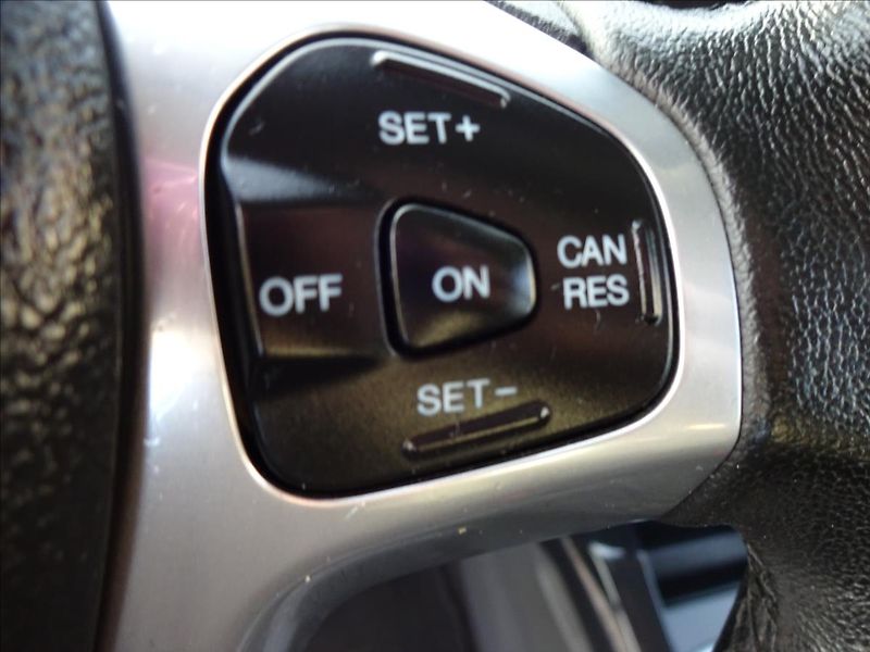 Ford EcoSport 1.0 EcoBoost 92kW - fotka 39 z 51