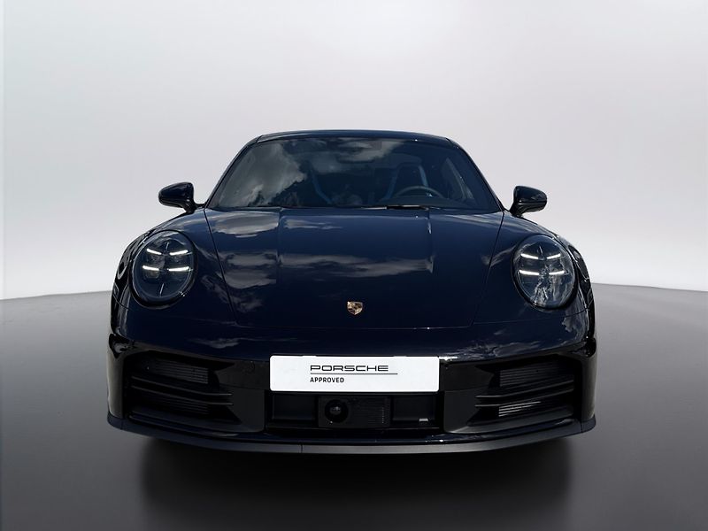 Porsche 911 Carrera - fotka 4 z 28