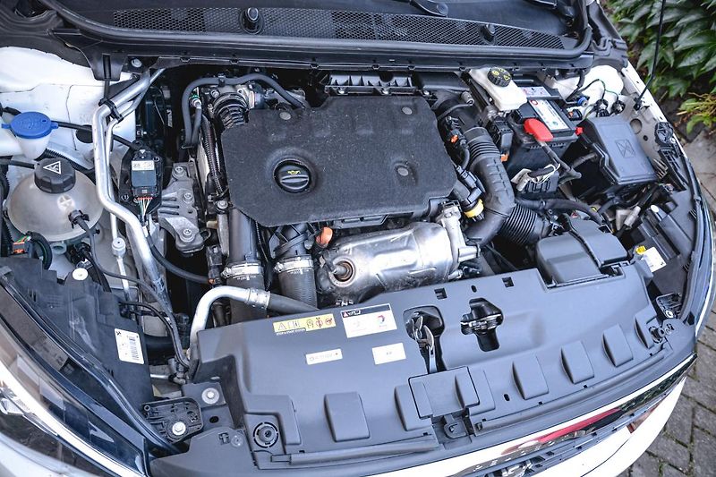 Peugeot 308 Active 1.5 Bluehdi S&s 1 MAJ Z - fotka 17 z 25
