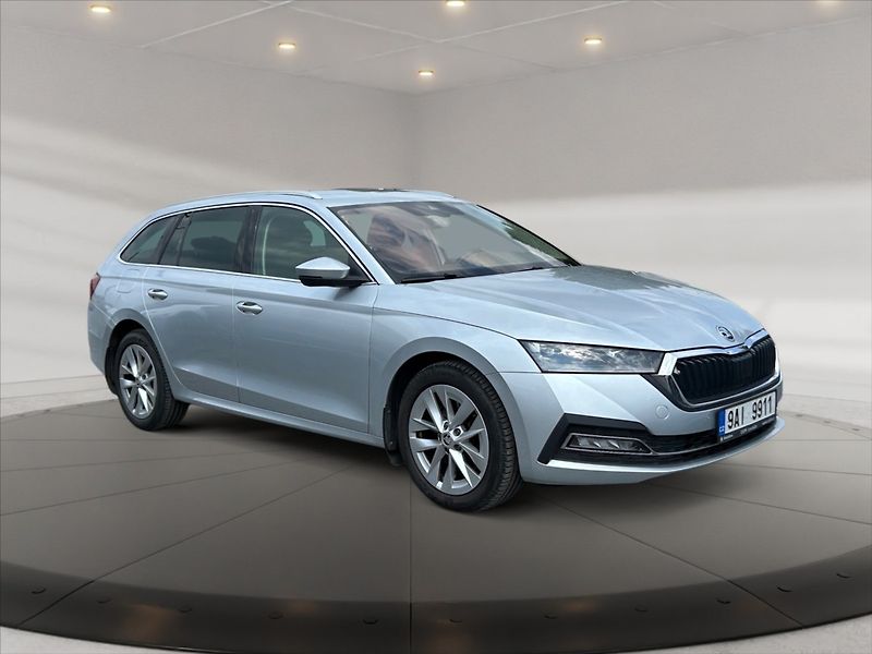 Škoda Octavia 2,0 TSI Style 4x4 DSG - fotka 1 z 11