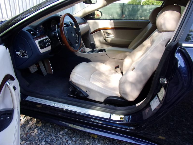 Maserati GranTurismo (2011) 4.7S 440PS V8 AUTOMAT 80 000KM - fotka 9 z 15