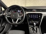 Volkswagen Passat 2,0 TDi  DSG R-Line LED Assist - náhled 19