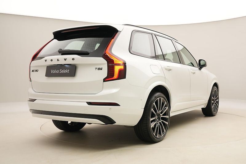 Volvo XC90 T8 RECHARGE BLACK EDITION 7m - fotka 13 z 72