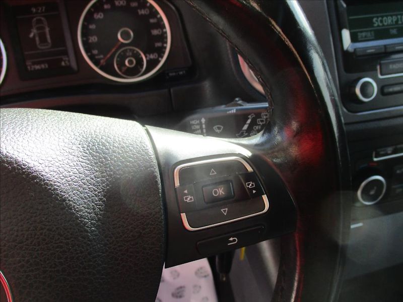 Volkswagen Tiguan 1,4 TSi, aut klima,serv.kn. - fotka 21 z 38
