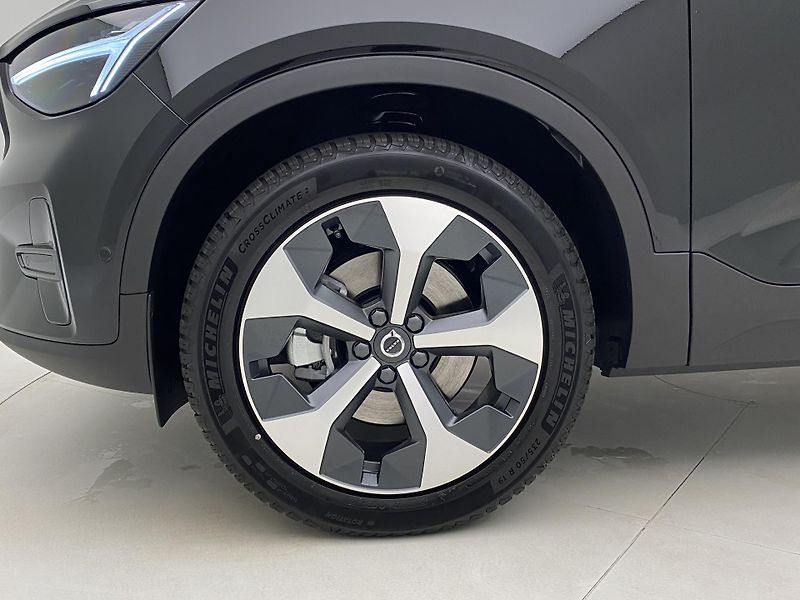 Volvo XC40 (2026) B3 AUT DARK ULTRA  - fotka 18 z 60