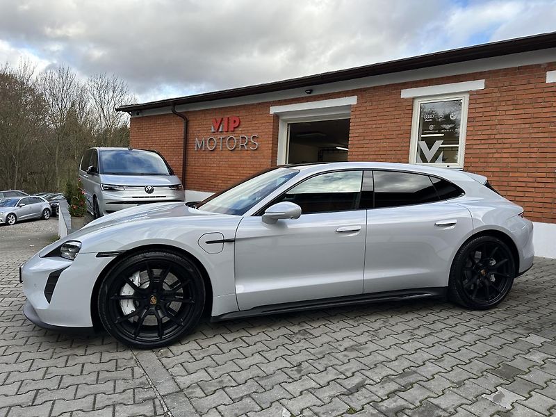 Porsche Taycan GTS-LIFT-SPORT TURISMO-ZÁRUKA - fotka 2 z 35