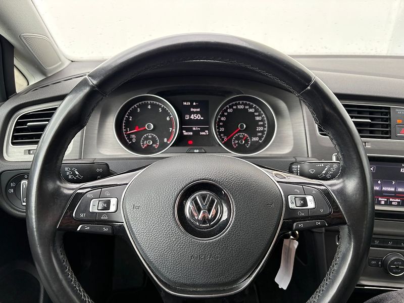 Volkswagen Golf 1.2TSI, 63kW, AC, Kamera, TZ - fotka 8 z 20